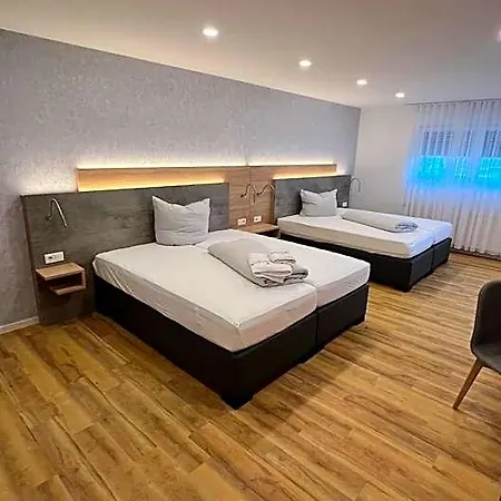 Am Kirschberg 3*