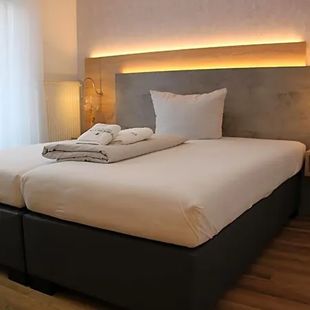 Am Kirschberg Hotel Lollar